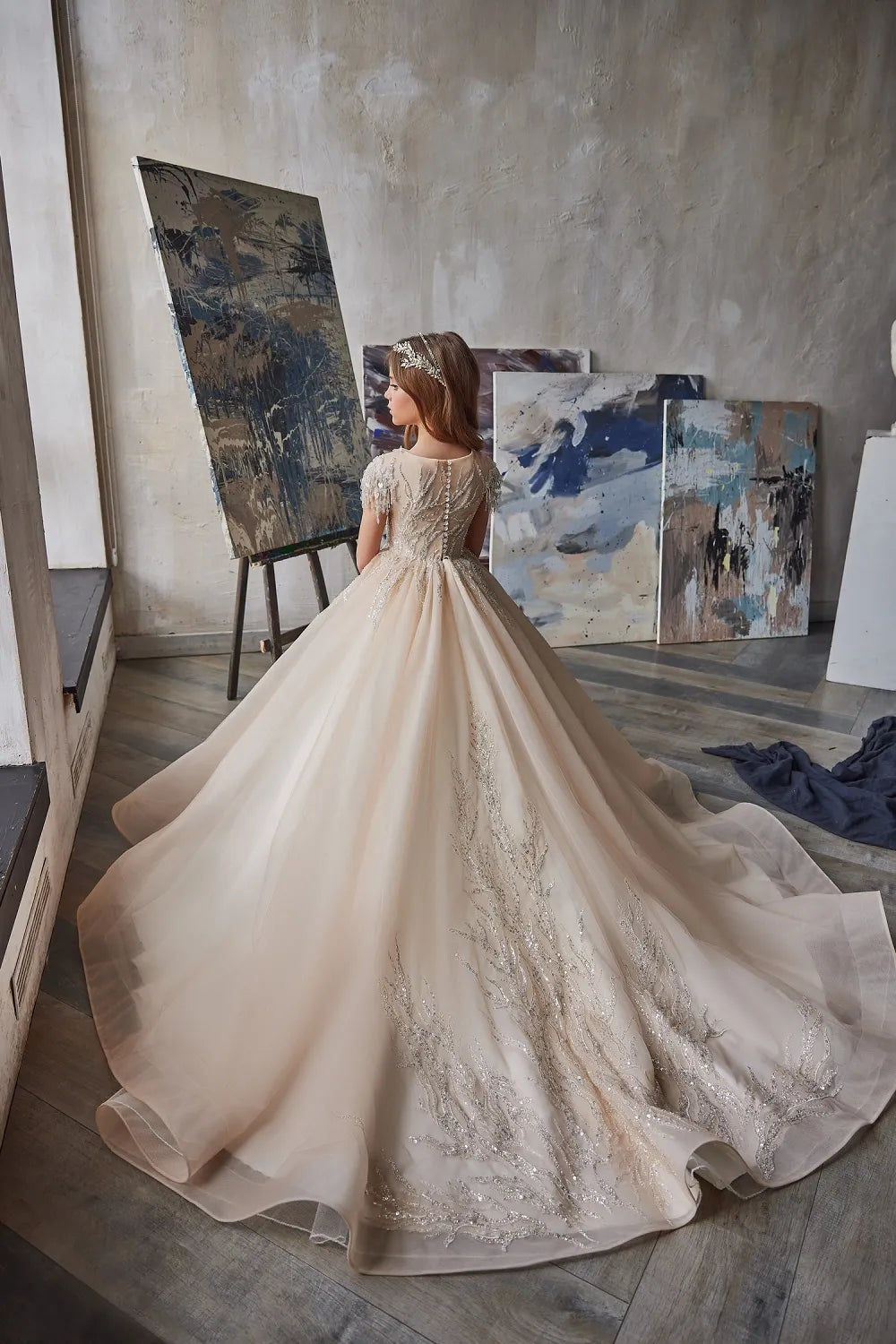 Luxury Embellished Ball Gown for Formal Occasions